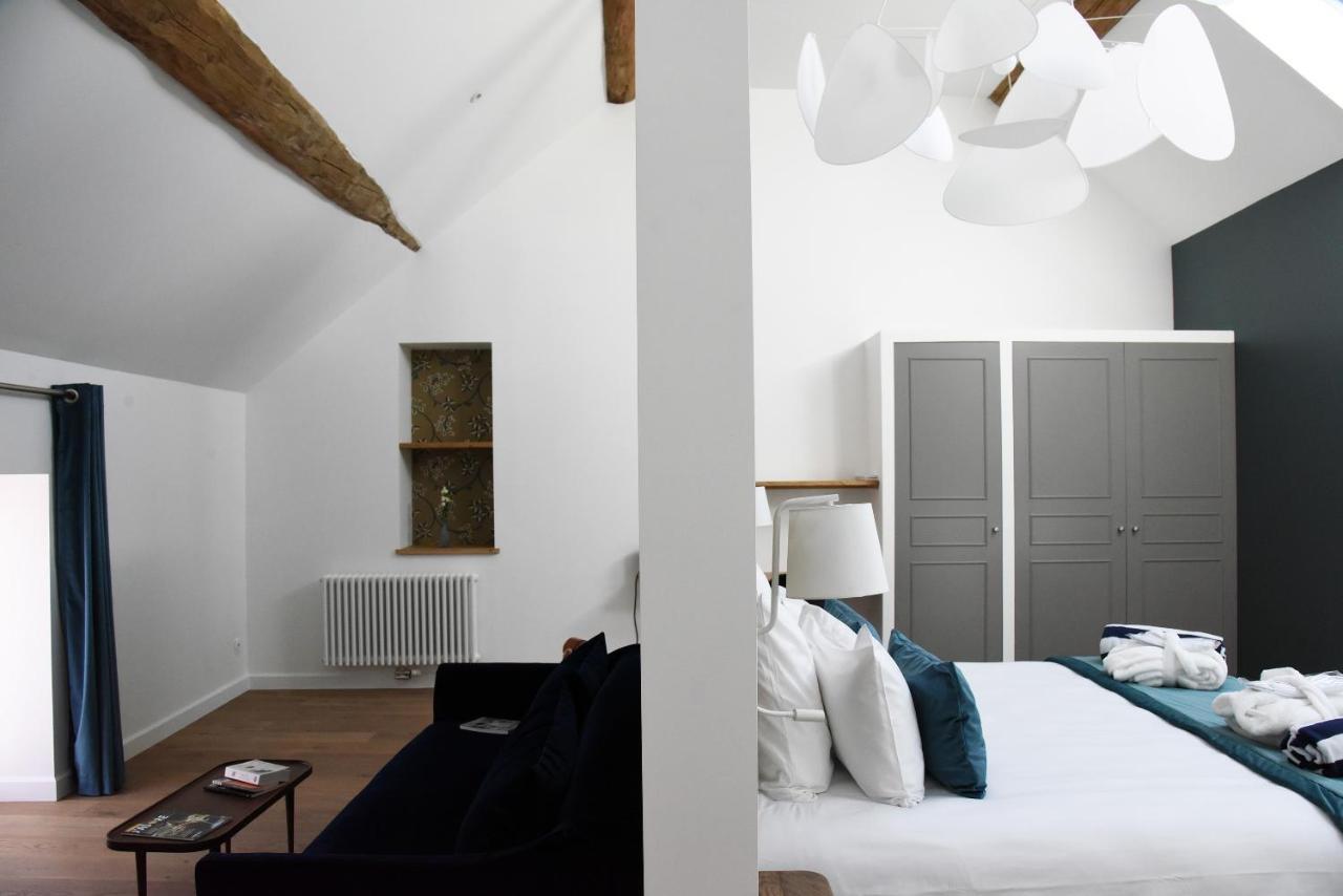 Le Charles V Bed & Breakfast Meursault Exterior photo