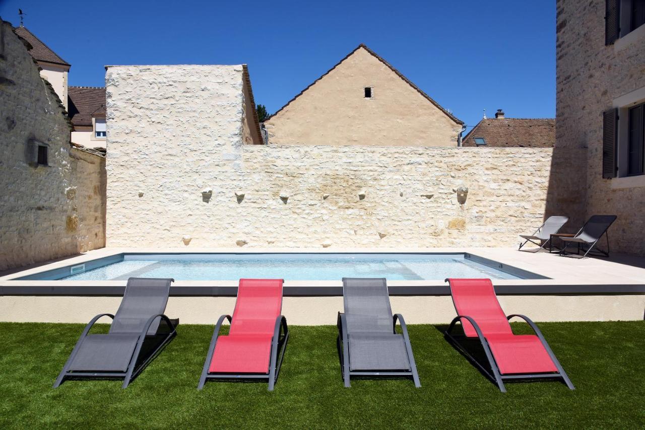 Le Charles V Bed & Breakfast Meursault Exterior photo